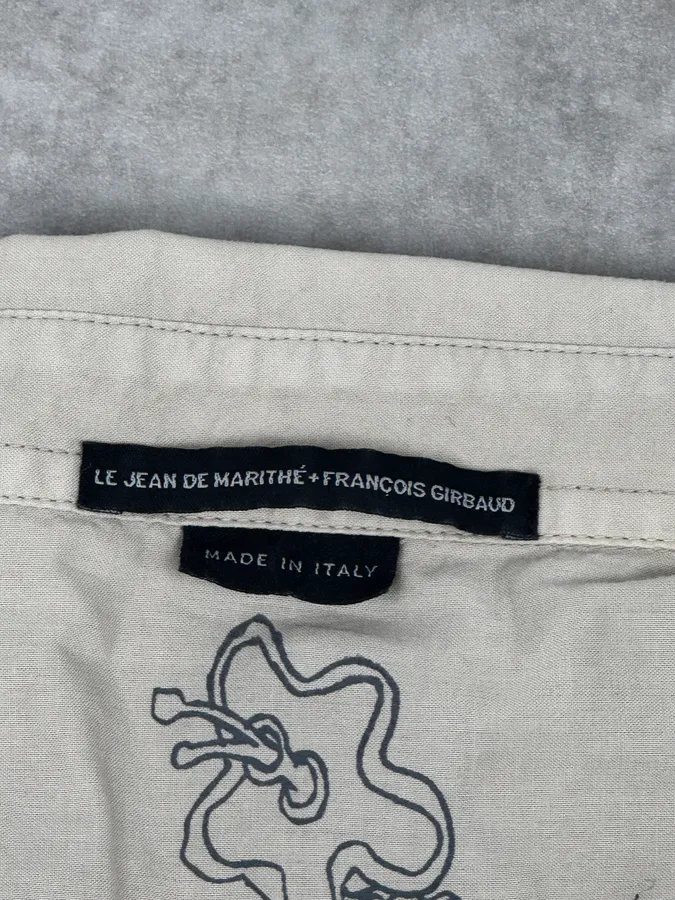 2000s Marithé + François Girbaud Beige Floral Royal Shirt - Image 13