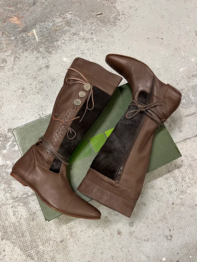 2000s Marithé + François Girbaud Brown Pony Hair Buttoned Leather Boots - Image 2