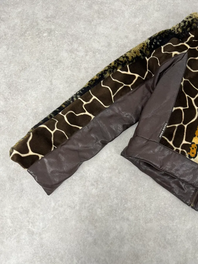 2000s Miss Sixty Faux Fur Leopard Print Jacket - Image 8
