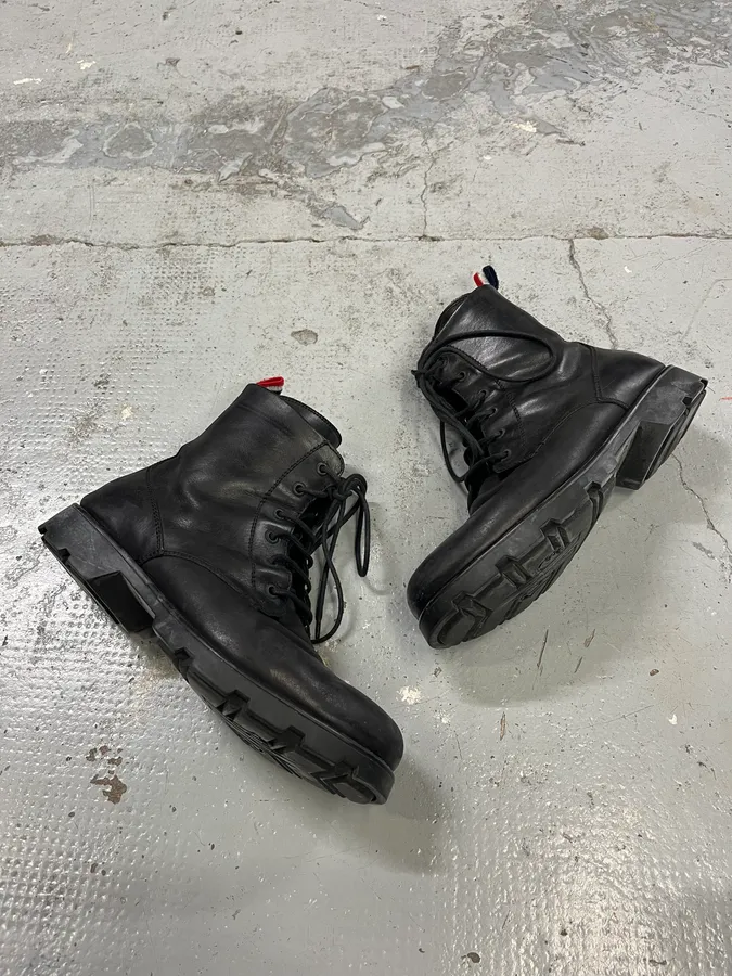 2000s Moncler Black Leather Lace-Up Boots - Image 2