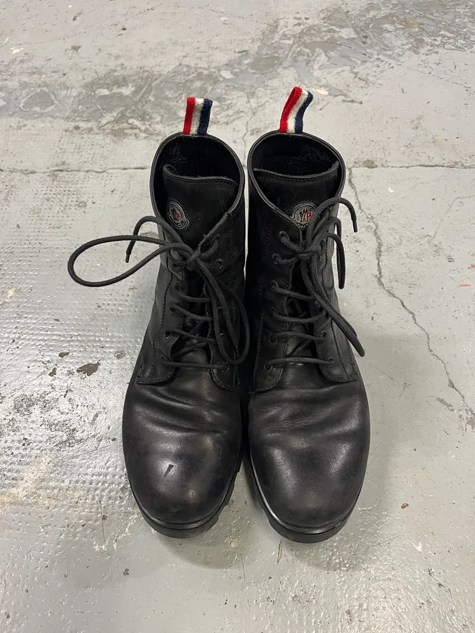 2000s Moncler Black Leather Lace-Up Boots - Image 4