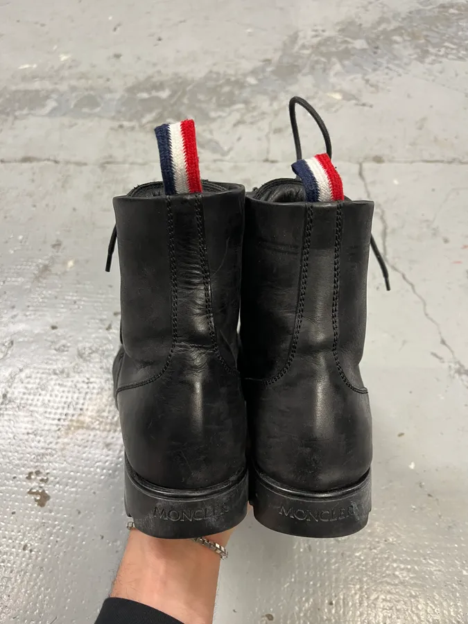 2000s Moncler Black Leather Lace-Up Boots - Image 5