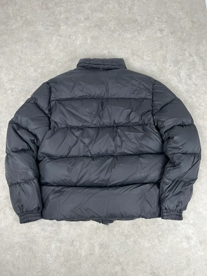 2000s Moncler Black Quilted Puffer Jacket - Image 7