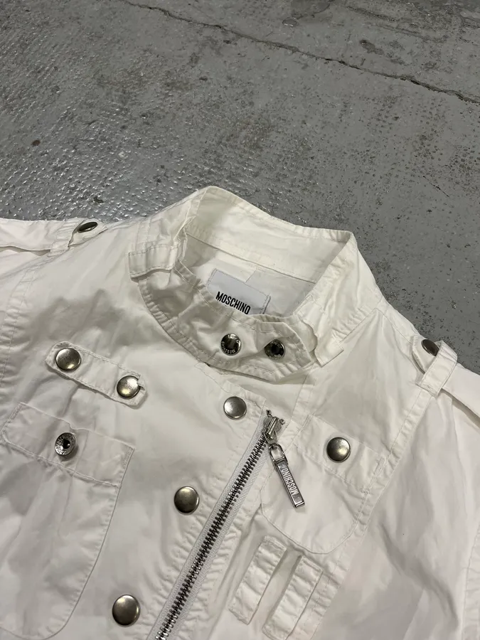 2000s Moschino Asymmetrical Zip Cargo White Jacket - Image 5