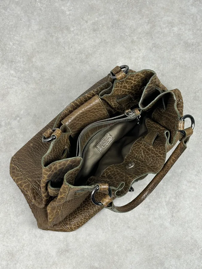 2000s Moschino Brown Leather Shoulder Bag - Image 16