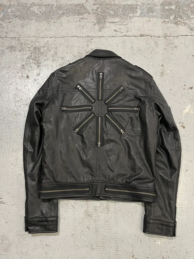 2000s Moschino Multi Zips Circle Black Leather Jacket - Image 7