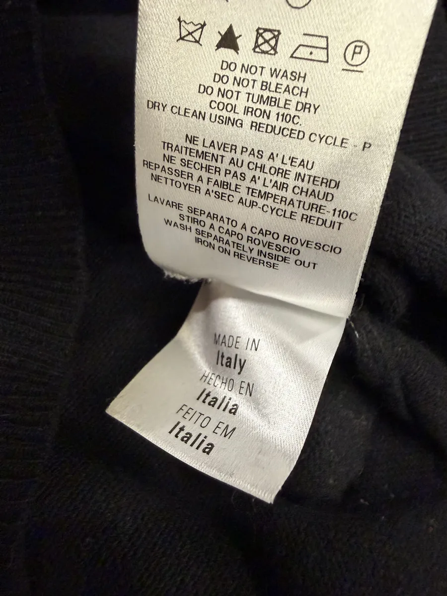 2000s Moschino Peace Black Sweater - Image 7