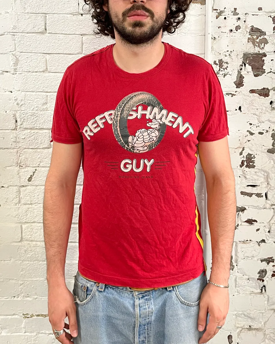 2000s Moschino Red Cozy Popeye T-Shirt - Image 2