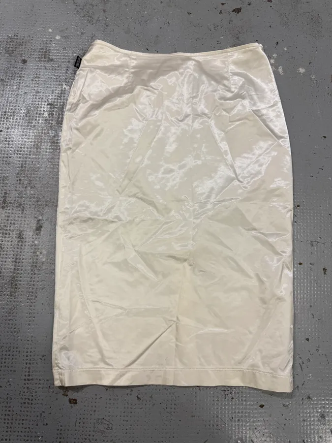 2000s Moschino White Satin Skirt - Image 3
