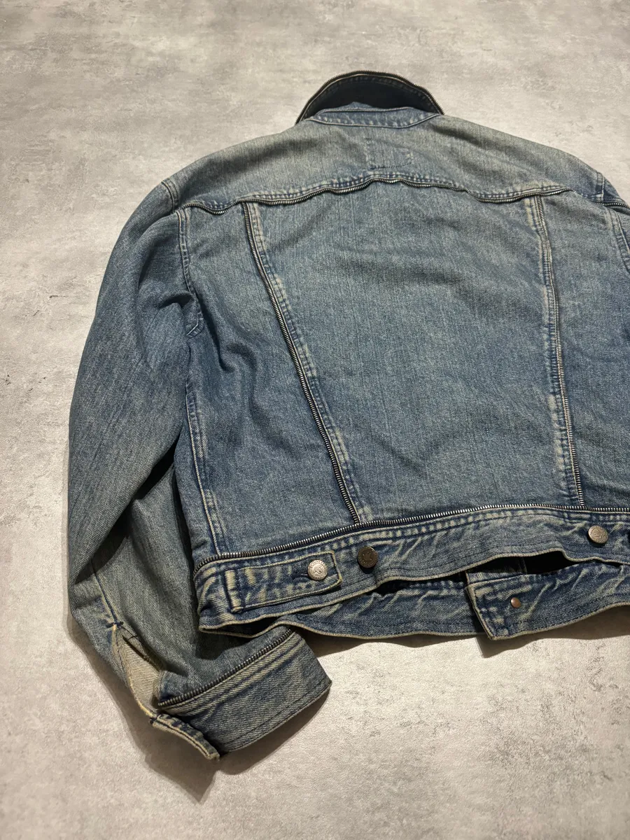 2000s Moschino Zip Propaganda Relaxed Denim Jacket - Image 4