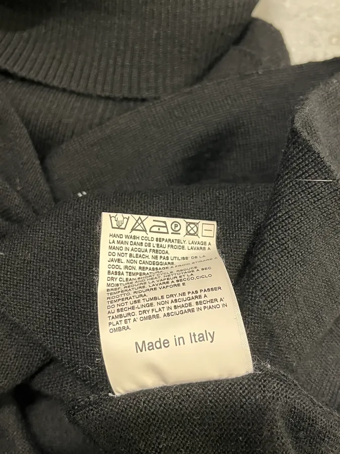 2000s Pierre Balmain Black Wool Multi Pockets Turtleneck - Image 9