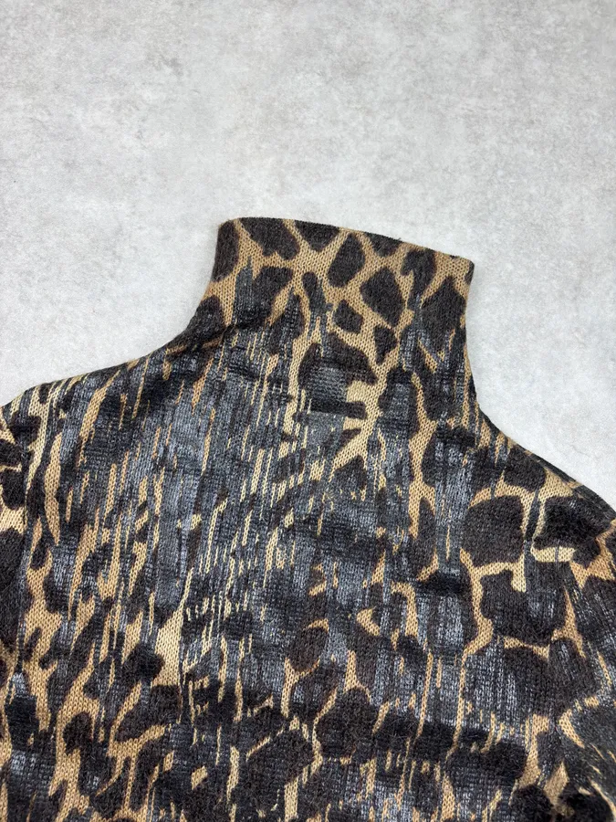 2000s Plein Sud Brown Animal Print Knit Turtleneck Sweater - Image 4