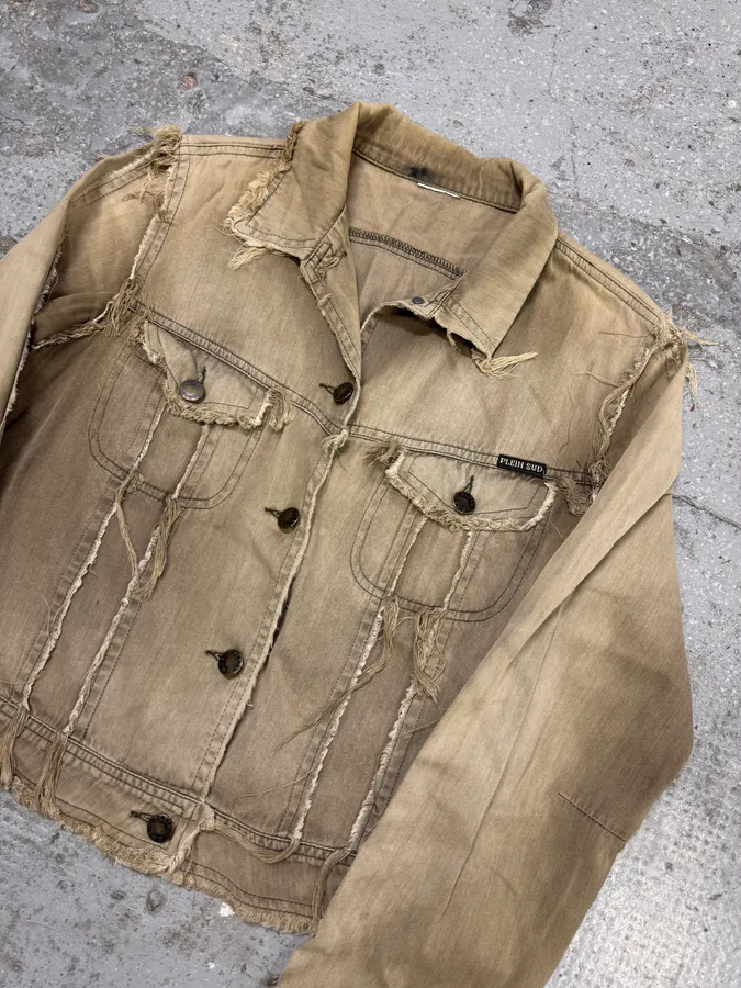 2000s Plein Sud Distressed Trucker Beige Cropped Jacket - Image 3