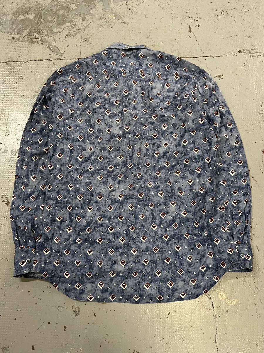 2000s Prada Abstract Cloud Blue Shirt - Image 7
