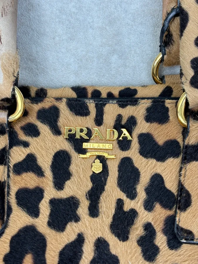 2000s Prada Beige Calf Hair Leopard Print Handle Bag - Image 11