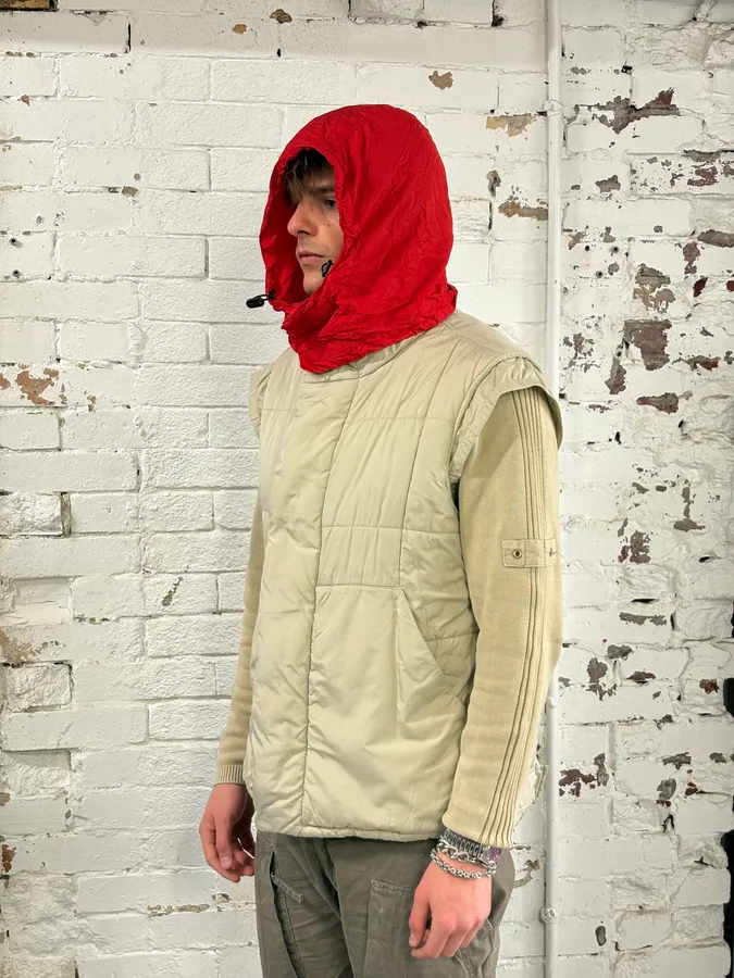 2000s Prada Beige Down Nylon Quilted Puffer Vest - Image 3