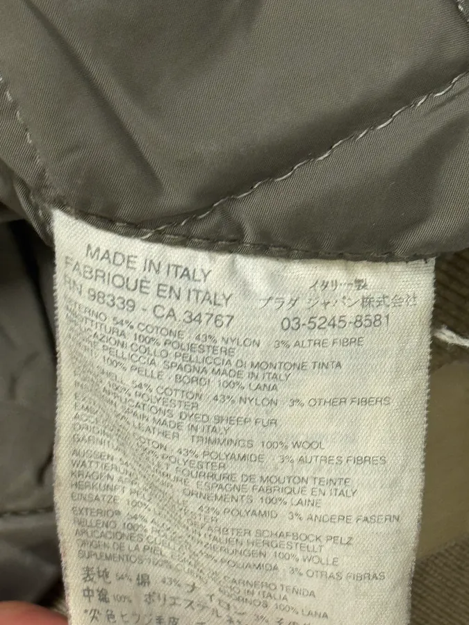 2000s Prada Beige Sherpa Collar Aviator Jacket - Image 18