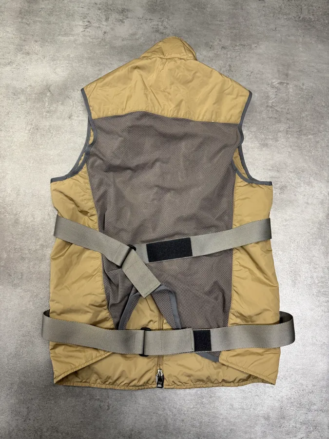 2000s Prada Beige Utility Sport Vest - Image 5
