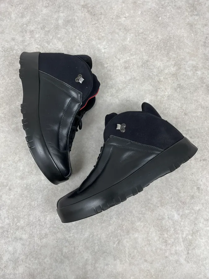 2000s Prada Black 3T Leather Boots - Image 3