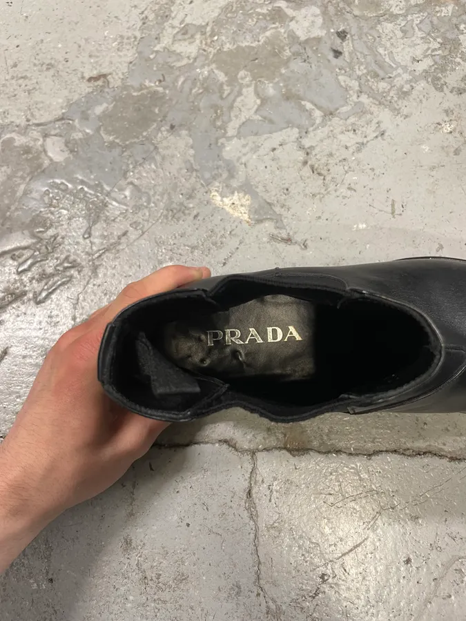 2000s Prada Black Chelsea Leather Boots - Image 9