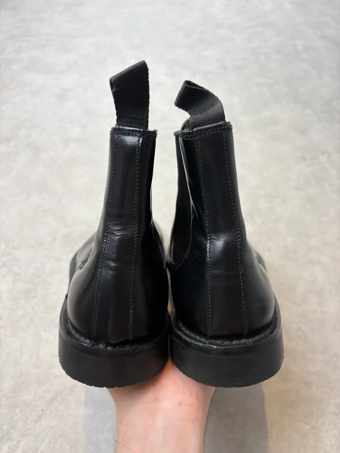2000s Prada Black Classy Leather Chelsea Boots - Image 7