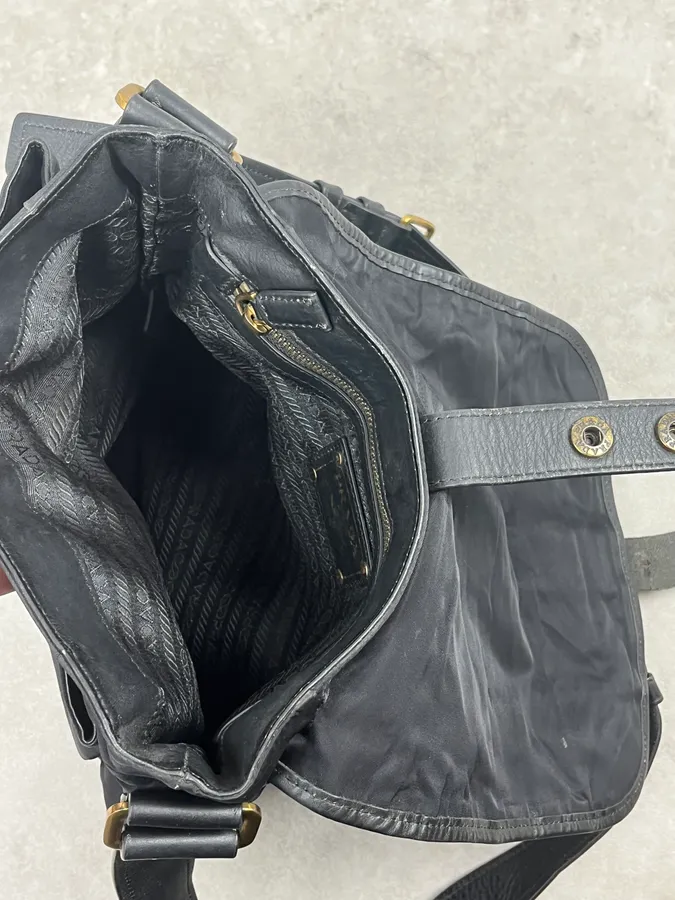 2000s Prada Black Hybrid Nylon Leather Shoulder Bag - Image 10