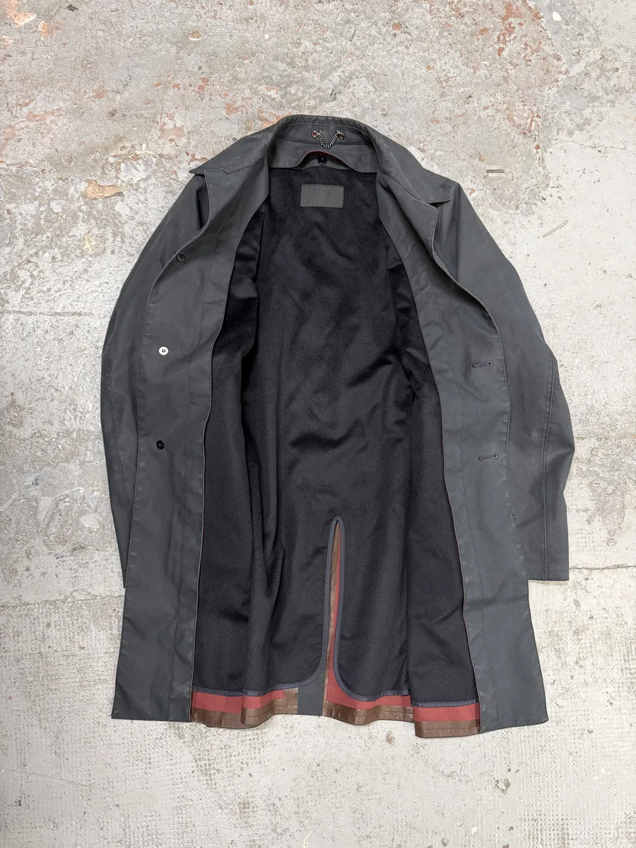 2000s Prada Black Imperial Premium Light Long Trench Jacket - Image 7