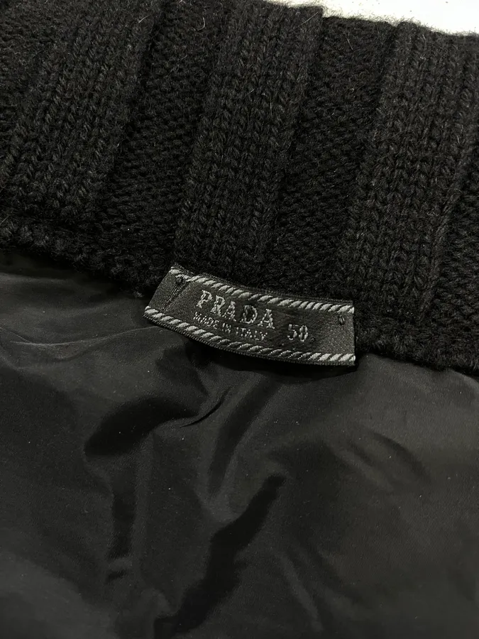 2000s Prada Black Knit Wool Jacket - Image 9