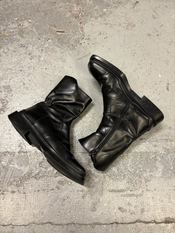 2000s Prada Black Leather Ankle Boots - Image 6