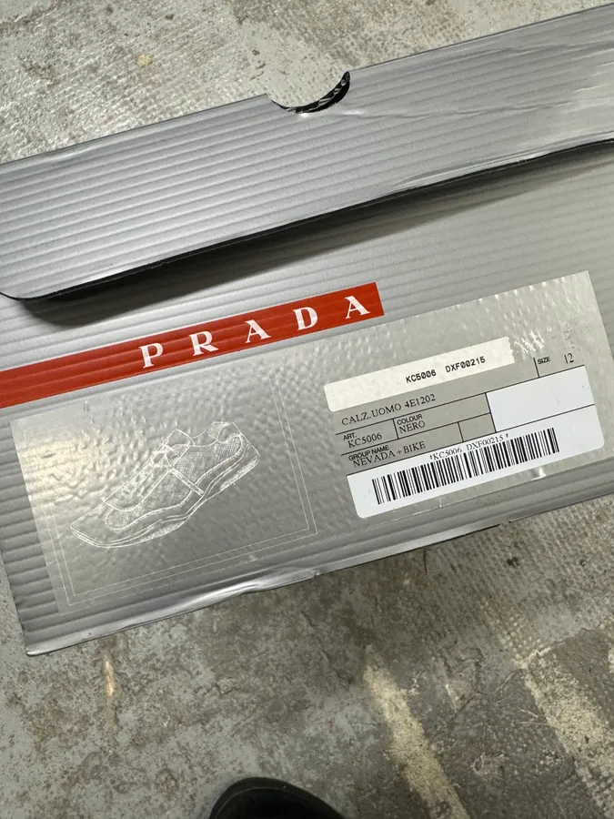 2000s Prada Black Leather Boat Loafers - Image 11