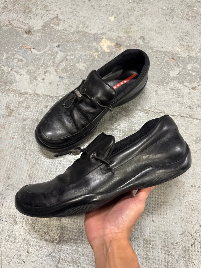 2000s Prada Black Leather Boat Loafers - Image 3