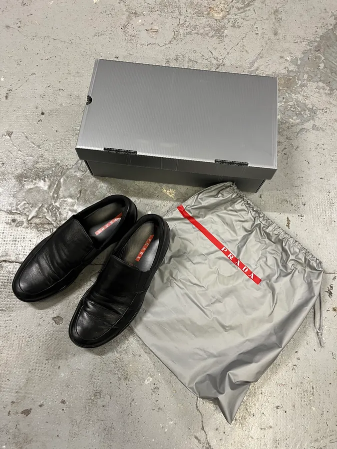 2000s Prada Black Leather Loafers - Image 3