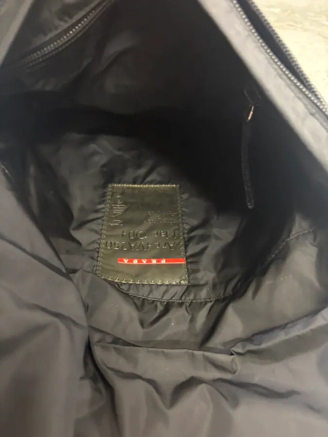 2000s Prada Black Linea Rossa Nylon Shoulder Bag - Image 13