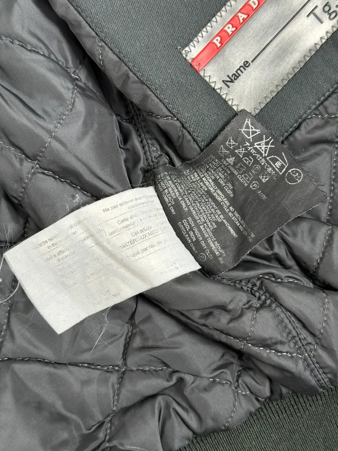 2000s Prada Black Nylon Bomber Jacket - Image 12