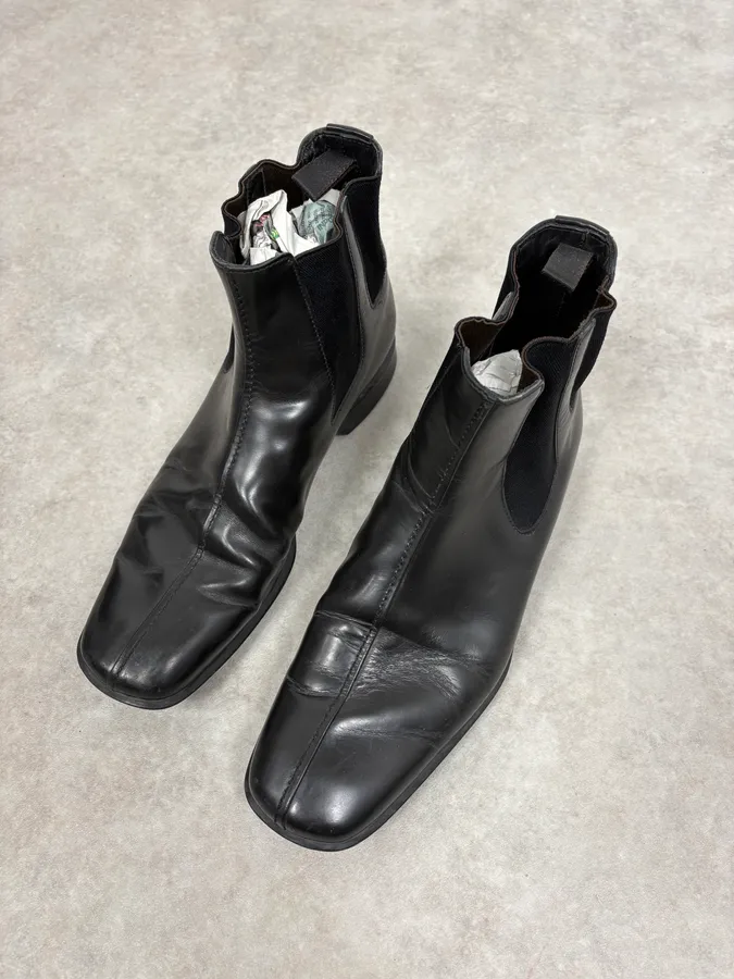 2000s Prada Black Premium Leather Chelsea Boots - Image 3