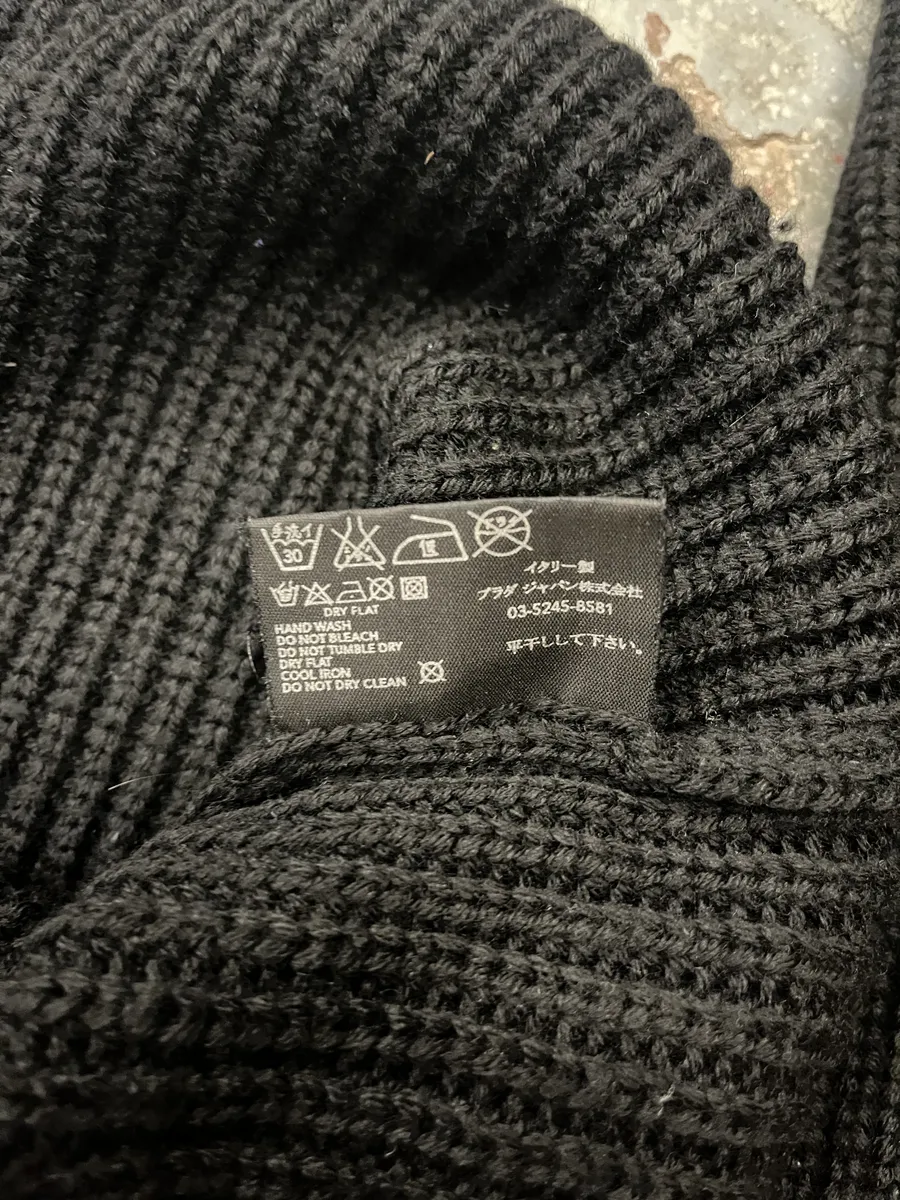 2000s Prada Black Wool Italian Turtleneck - Image 11