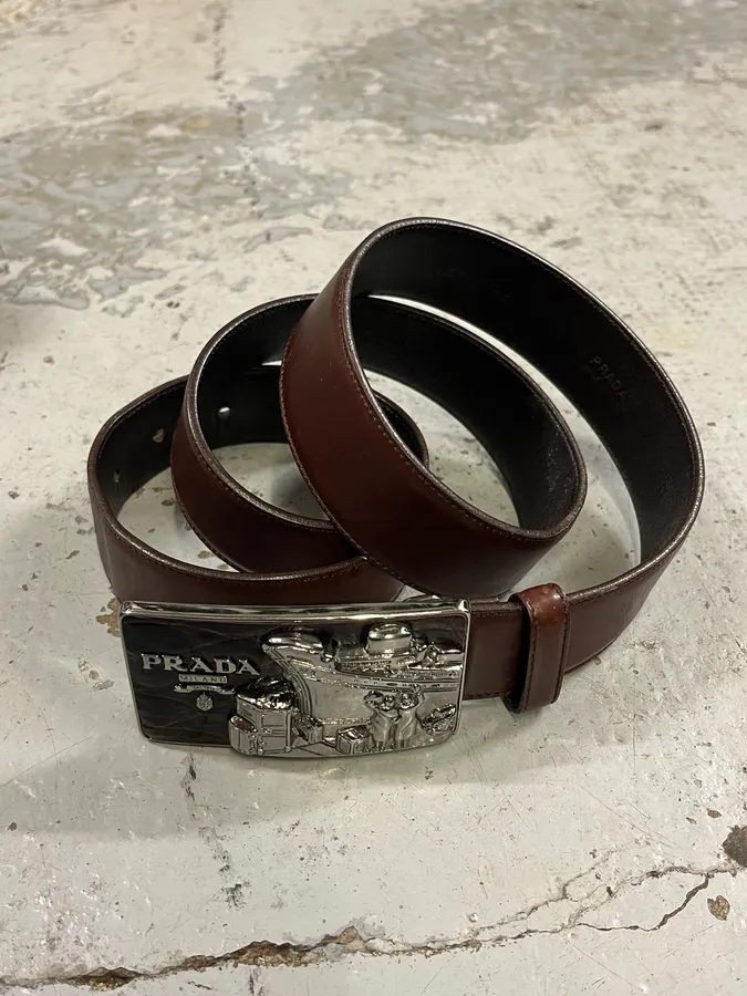 2000s Prada Brown Boat Buckle Leather Belt - Image 3