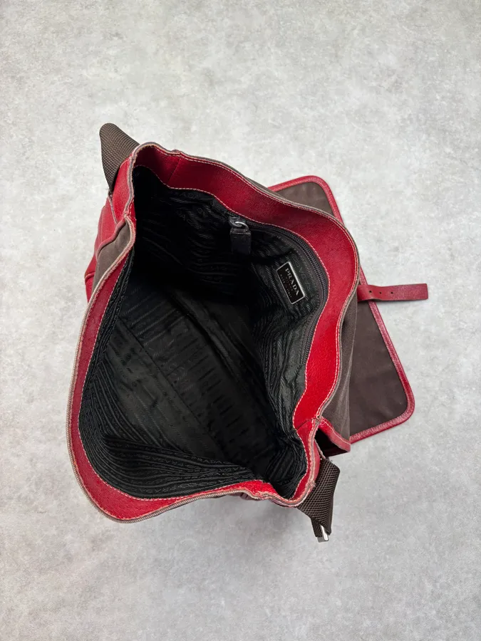 2000s Prada Brown Canvas Red Leather Contrast Shoulder Bag - Image 13