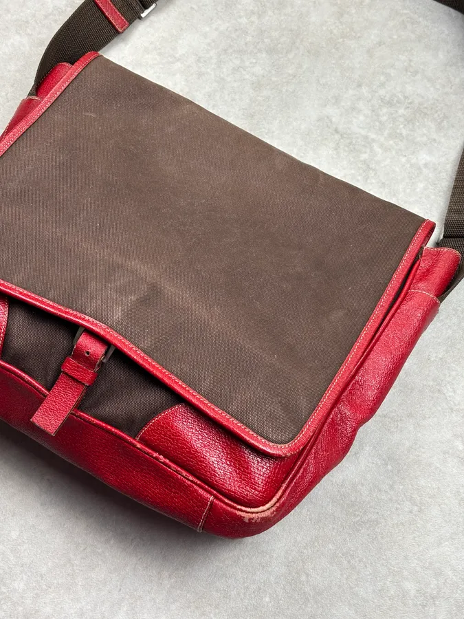 2000s Prada Brown Canvas Red Leather Contrast Shoulder Bag - Image 6