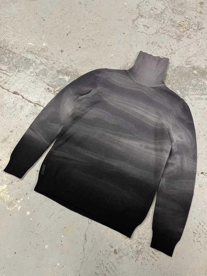 2000s Prada Faded Grey Turtleneck - Image 5