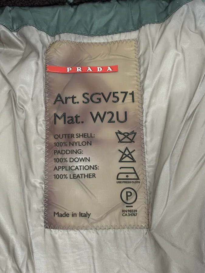2000s Prada Forest Green Nylon Puffer Jacket - Image 13