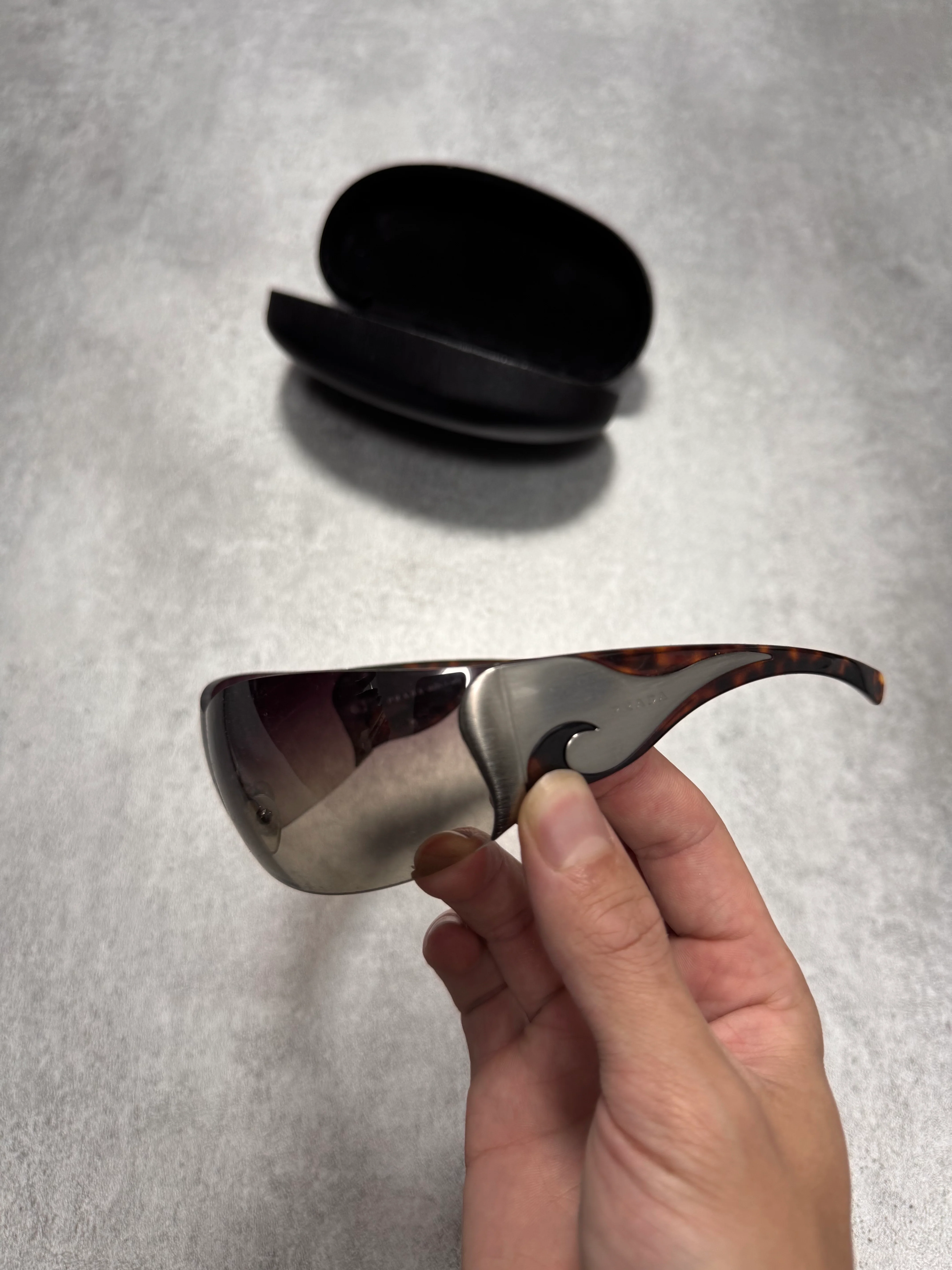 2000s Prada Google Tribal Sunglasses - Image 4