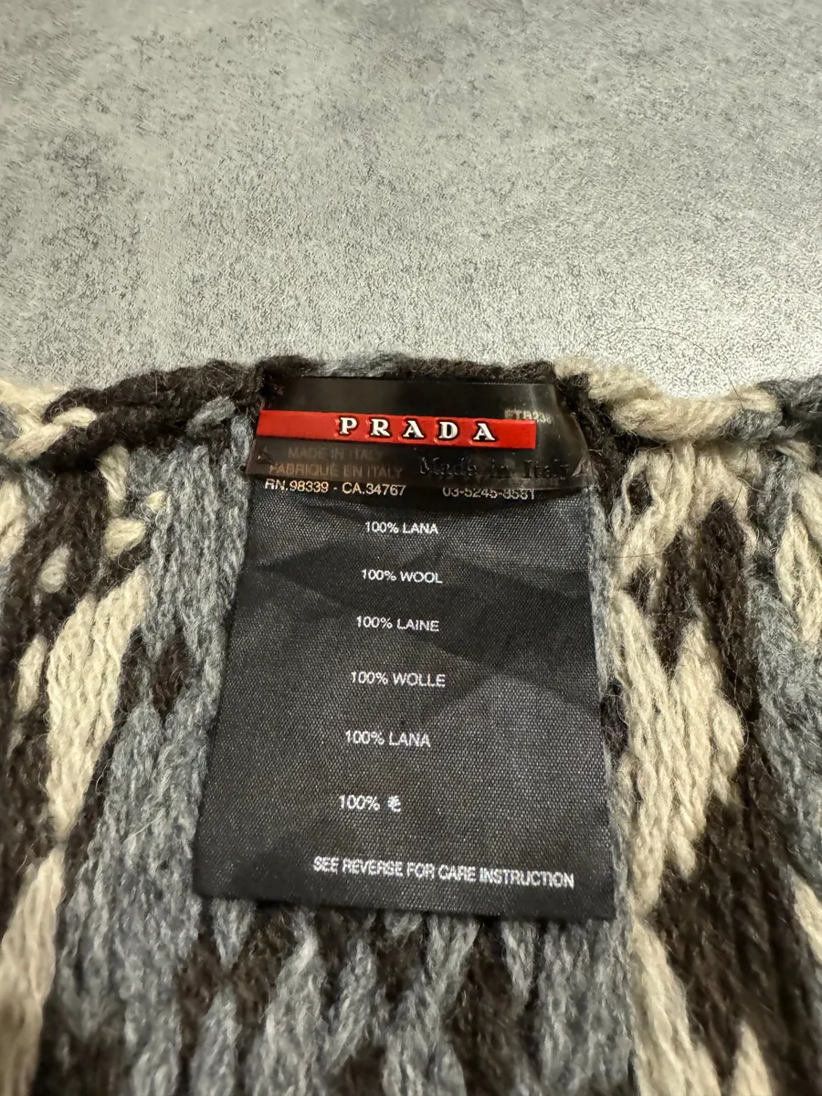 2000s Prada Grey Artisanal Wool Scarf - Image 3