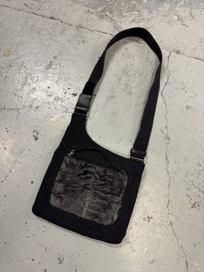 2000s Prada Grey Wool & Fur Cross Body Shoulder Bag - Image 5