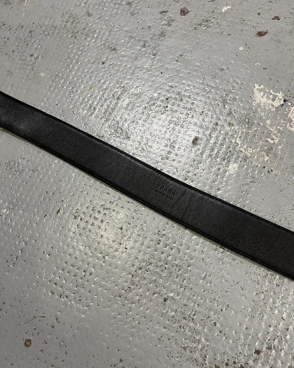 2000s Prada Hybrid Black Leather & Grey Belt - Image 8