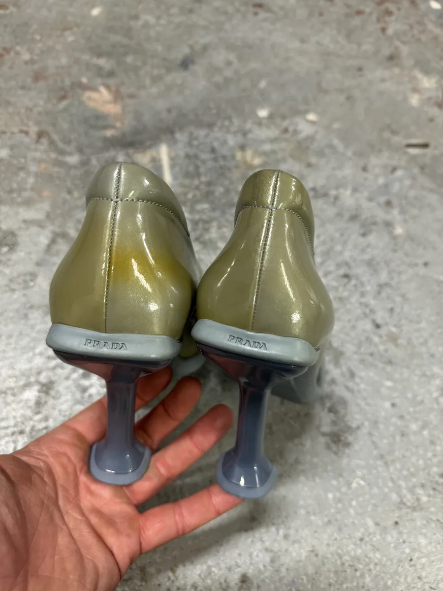 2000s Prada Khaki Heels Shoes - Image 7