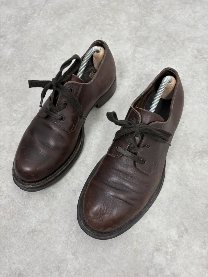 2000s Prada Lace-Up Brown Leather Shoes - Image 3