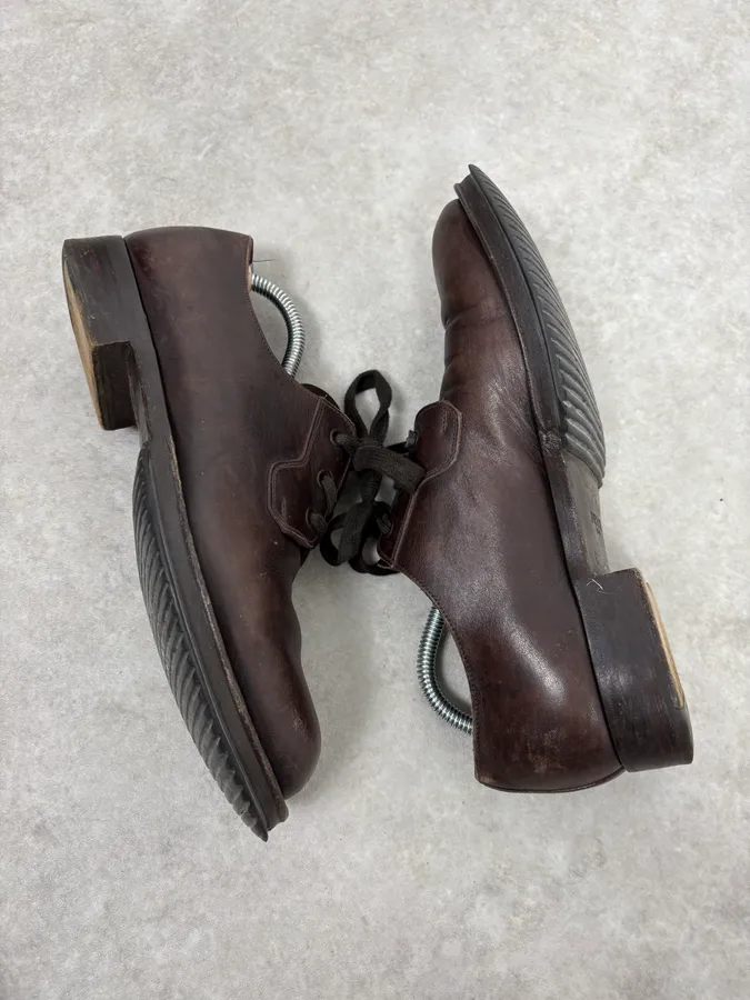 2000s Prada Lace-Up Brown Leather Shoes - Image 6