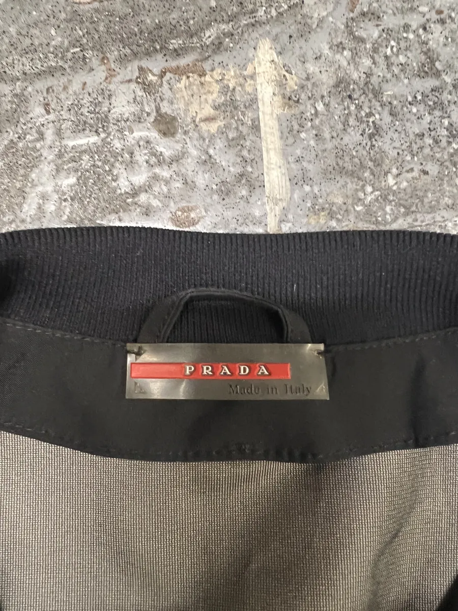 2000s Prada Light Tactical Black Nylon Gore-Tex Jacket - Image 9