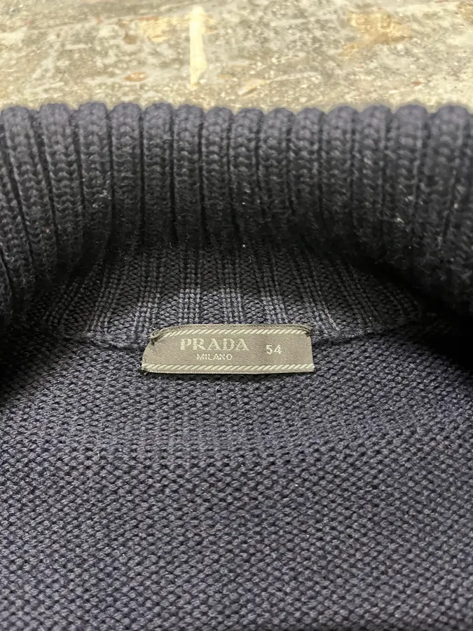 2000s Prada Navy Quilted Zip-up Wool Sweater - Image 9